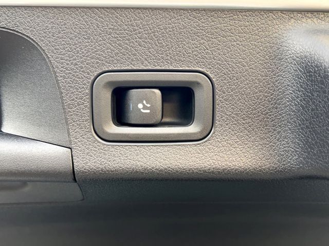 Fahrzeugabbildung Mercedes-Benz CLA 220 d 4M SB AMG Distro MLED KeyGo AHK 360°