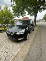 Ford Galaxy sehr guten Zustand - Ford Galaxy aus 2012