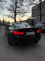 BMW M4 Competition Facelift vor OPF - BMW M4: Coupé, Competition