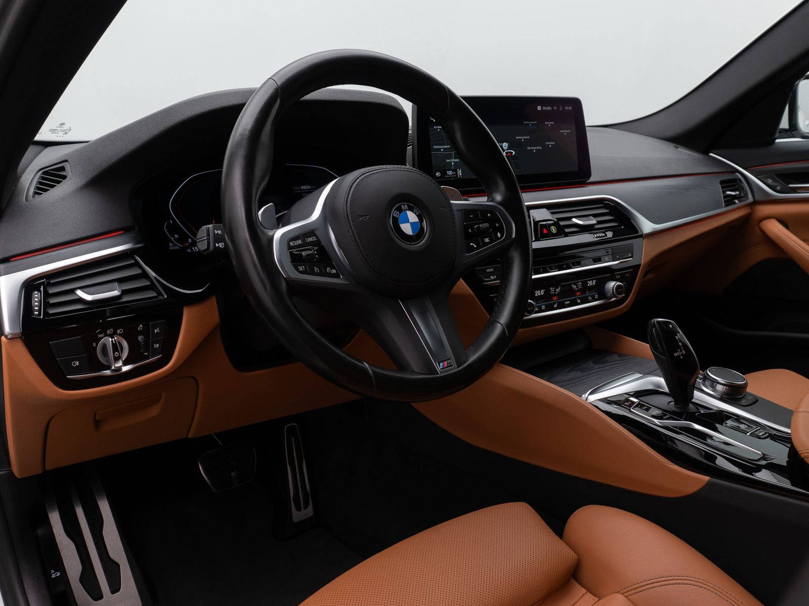 Fahrzeugabbildung BMW 520d M Sport Laser DAB Kamera 4*Klima Alarm 18"