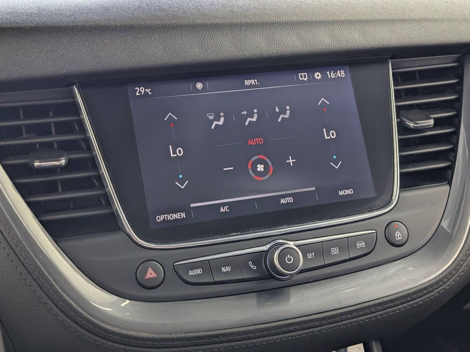 OPEL Grandland X  1.2 Turbo Ultimate Navi SHZ LED – Bild 37