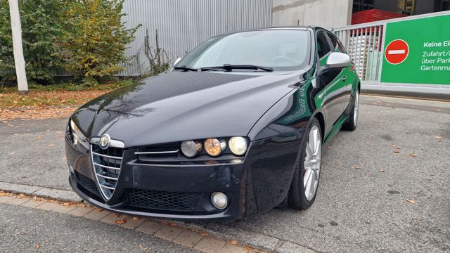 Alfa Romeo Alfa 159 Sportwagen Navi Bi-Xenon Leder Tüv Neu