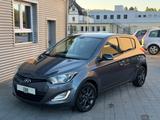 Hyundai i20 GO*1.HAND*TEMPOM.*KLIMA*4-ZYL* - graue Hyundai i20