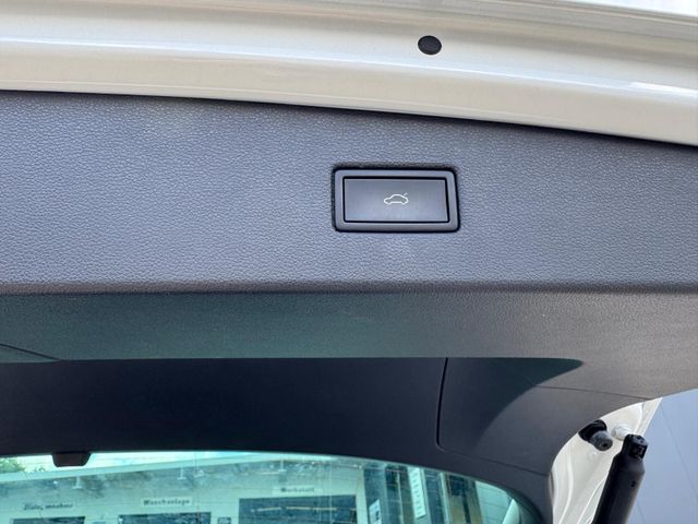 Tiguan ELEGANCE 1.4eHybrid 245PS DSG AHK/NAV/LED