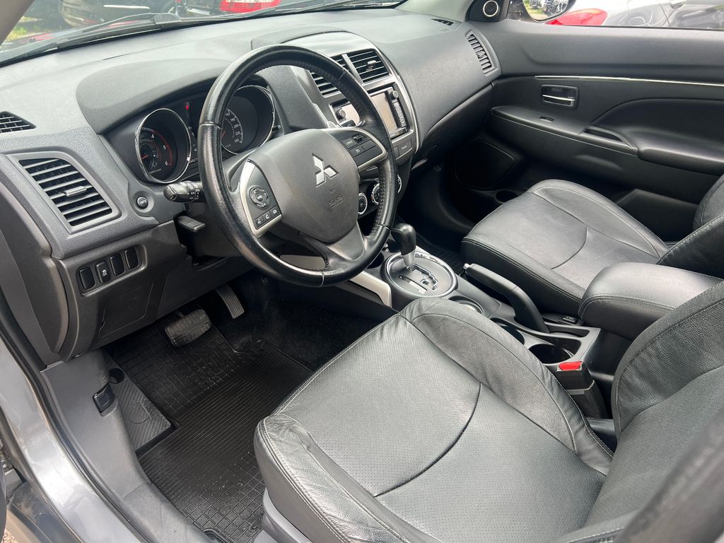 Mitsubishi ASX Instyle 4WD*AUTOMATIK*AHK*VOLLAUSSTATTUNG