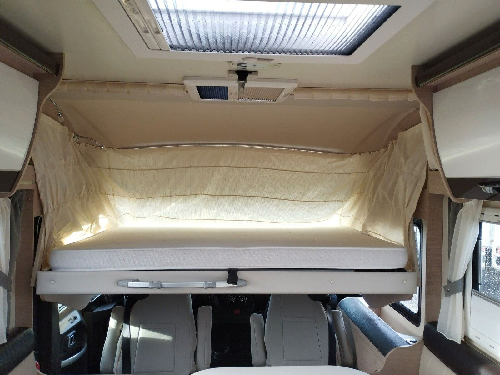 Fahrzeugabbildung Forster I 726 VB