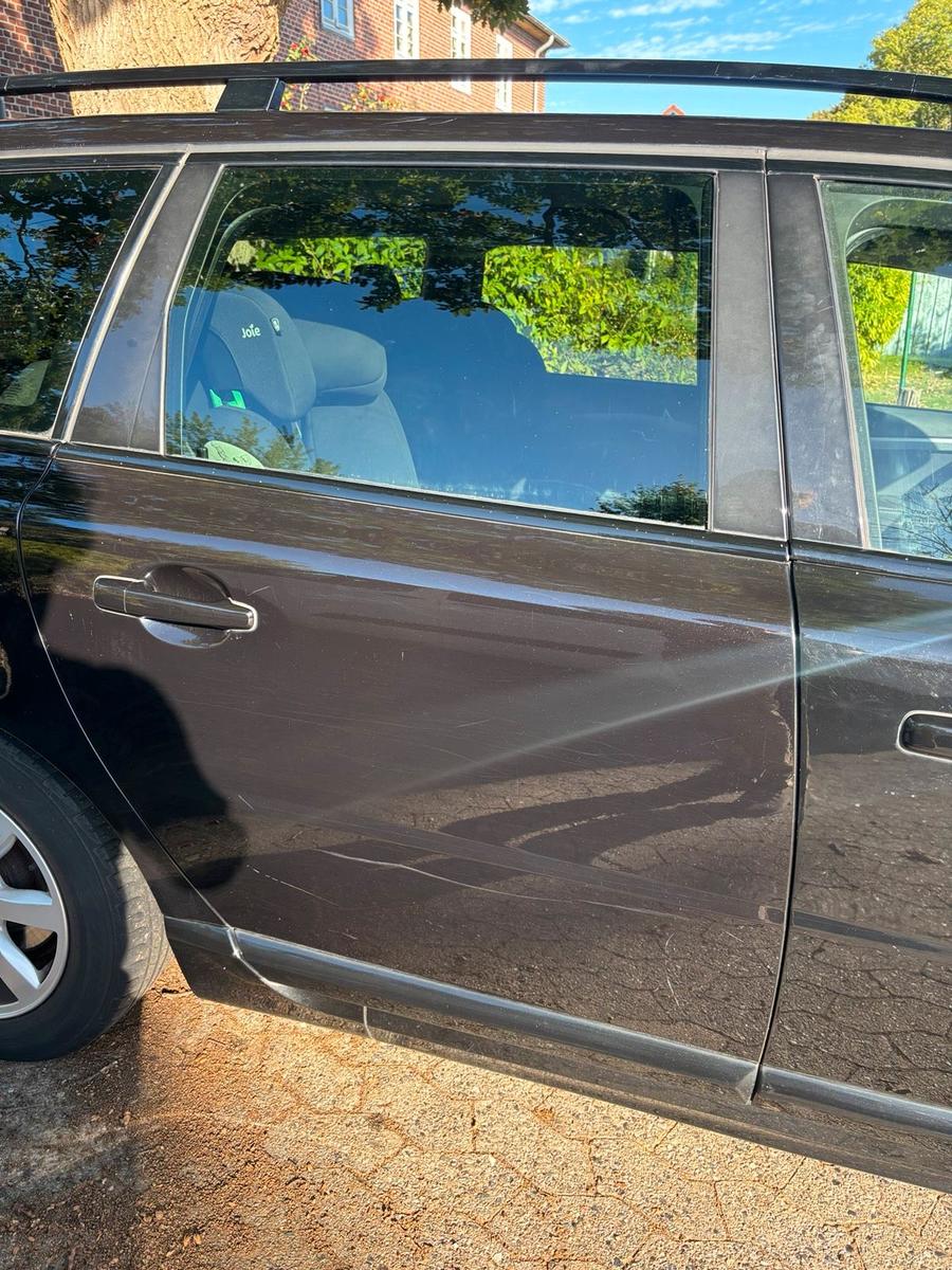 Volvo V70 2015 — photo 11