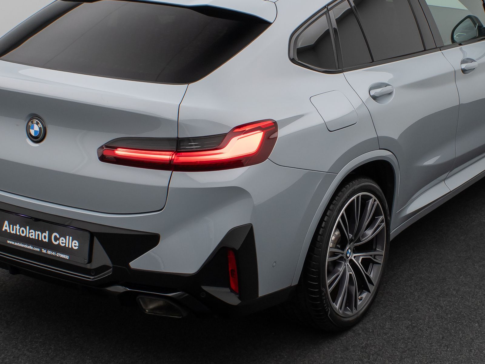 Fahrzeugabbildung BMW X4 xD30d M Sport Laser Panorama 360°HUD DAB HiFi