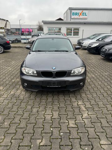 BMW 116 *Klima*Navi*Scheckheft*Schiebedach*