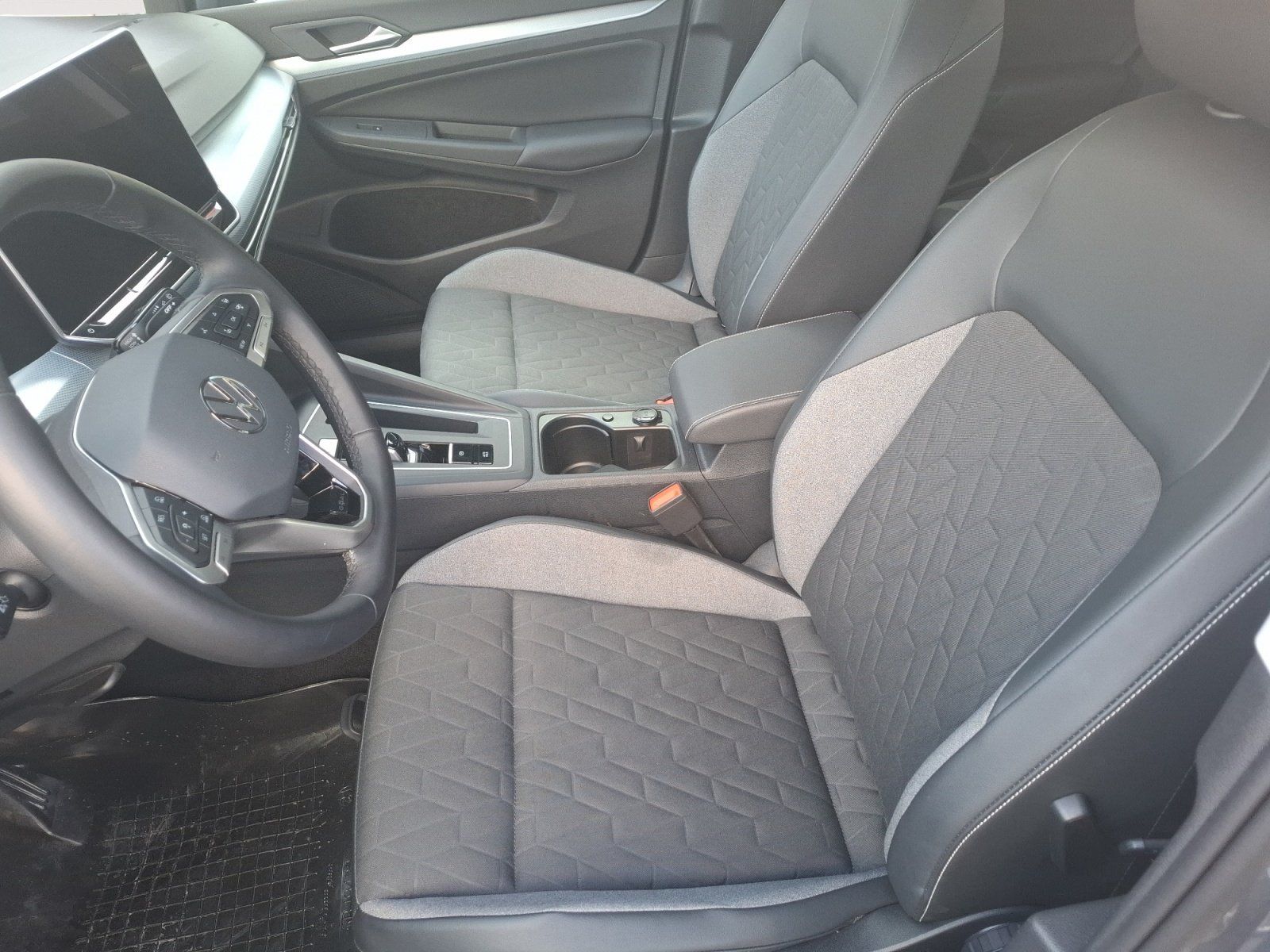 Volkswagen Golf - Bild 8