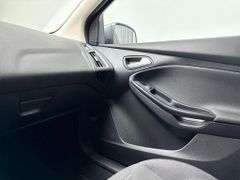 FORD Focus Titanium 1.0 EcoBoost Titanum Automatik