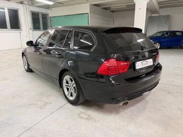 BMW 320 - 5