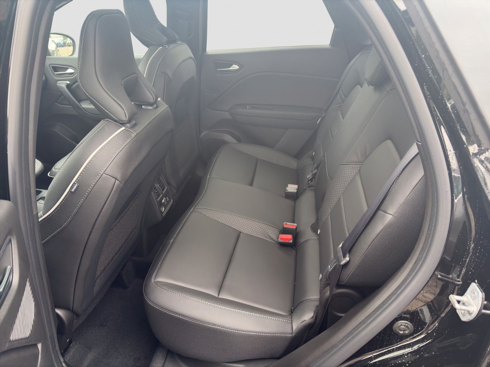 Fahrzeugabbildung Mitsubishi Grandis Diamant Top 1,3 l Turbo 7DCT Tageszulass