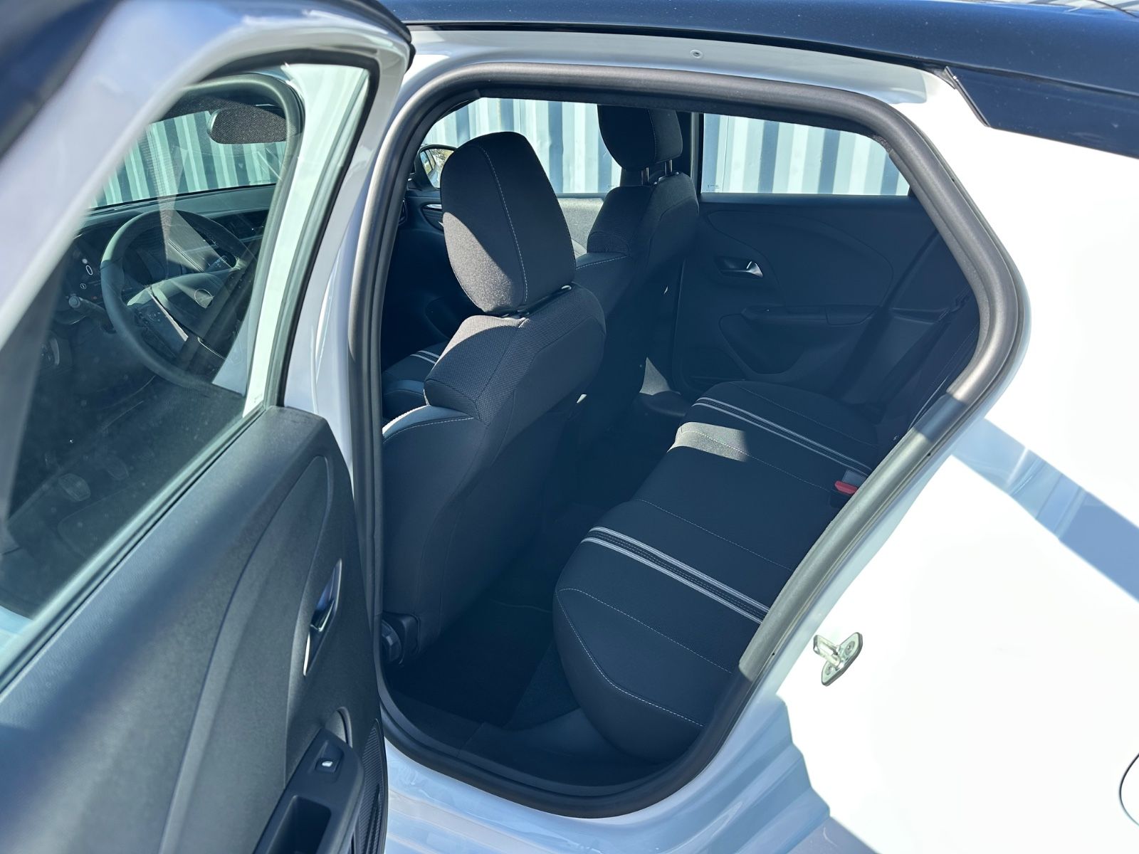 Fahrzeugabbildung Opel Corsa F GS*Allwetter*SHZ*LHZ*PDC*RFK*IntelliLux