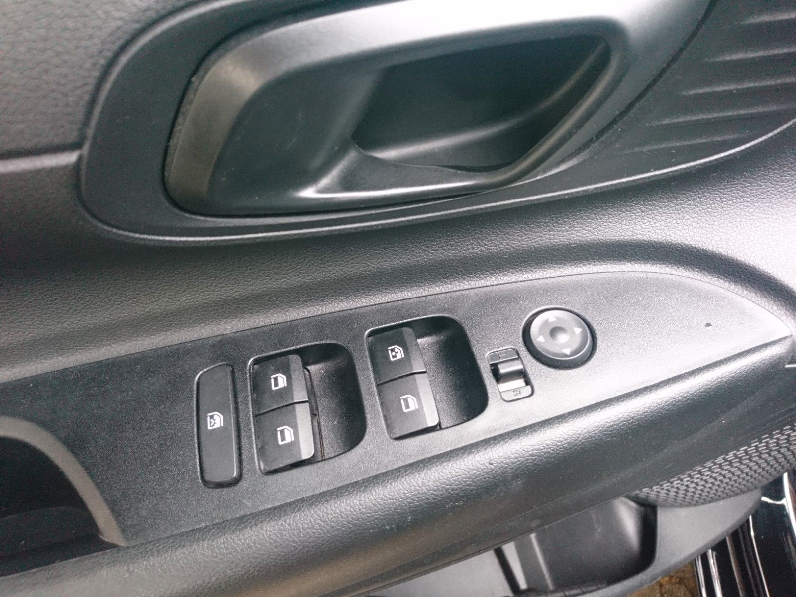 Fahrzeugabbildung Hyundai i20  Select 1.2  M/T Klima ESP