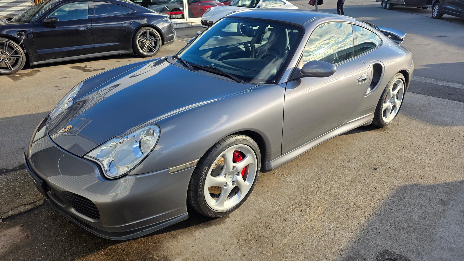 Porsche 996.2 Turbo Coupe | Handschalter | Leder | Bose