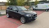 BMW X5 xDrive30d - - BMW X5 in Düsseldorf