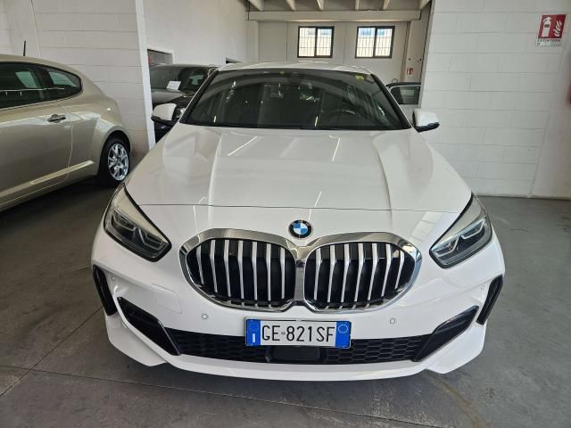 BMW 118 Msport auto KM CERTIFICATI CASA MADRE imagem 2