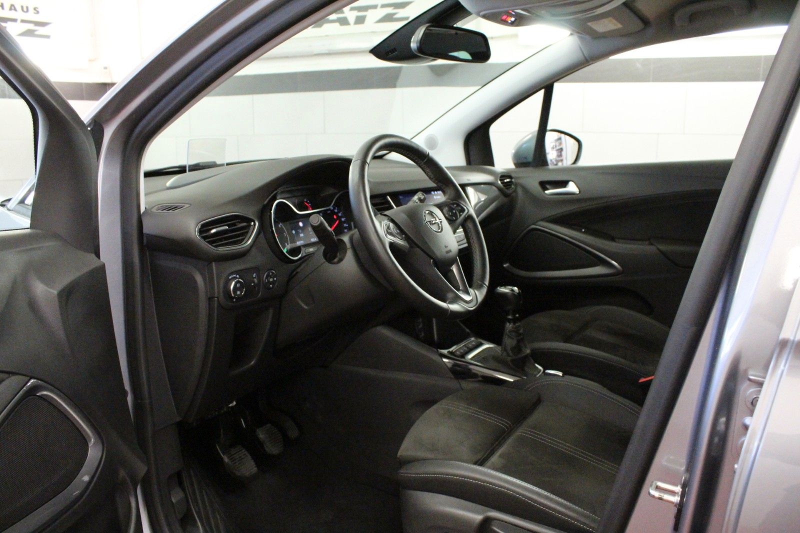 Fahrzeugabbildung Opel Crossland Ultimate 1.2 Turbo