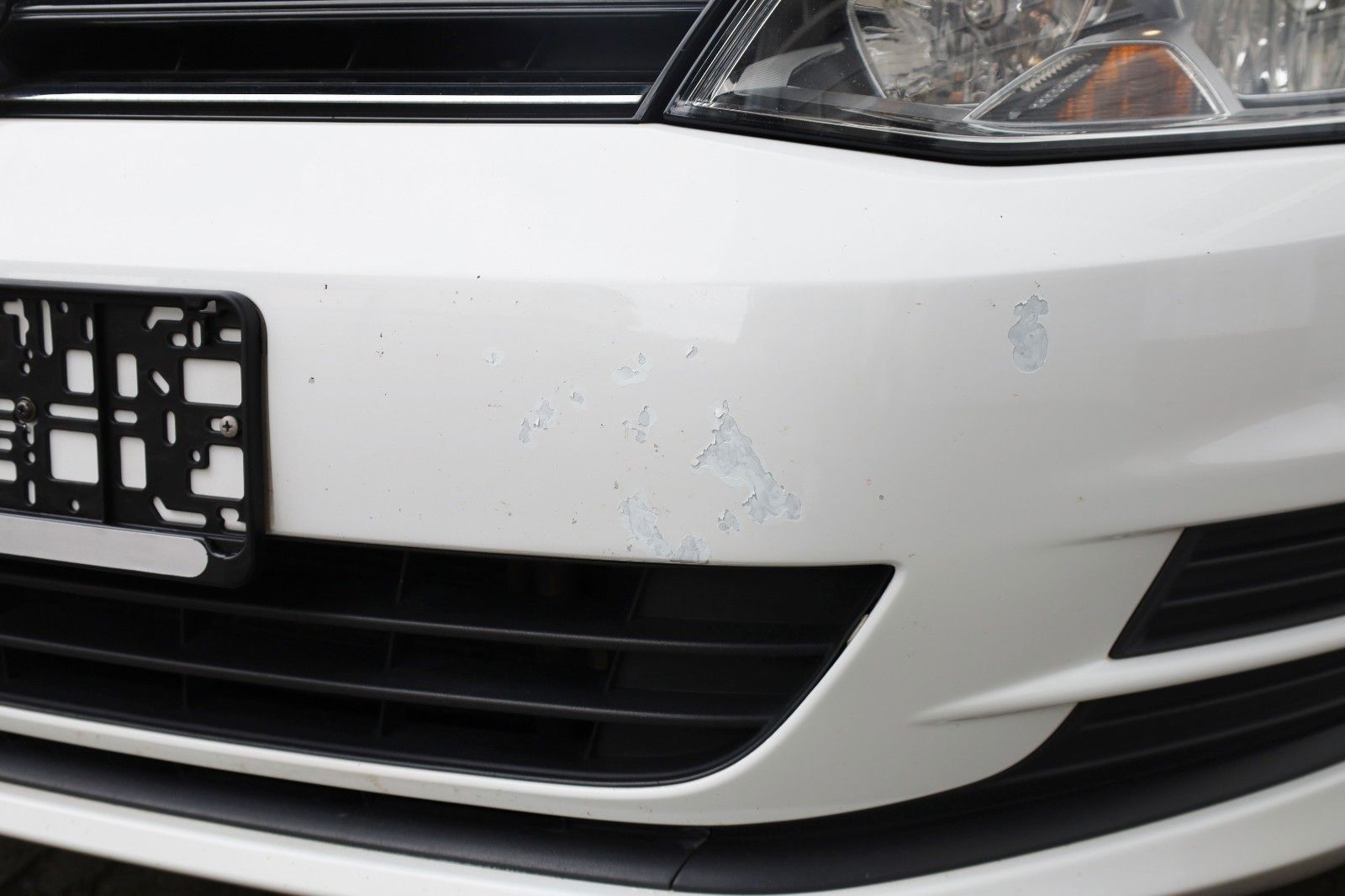 Fahrzeugabbildung Volkswagen Golf VII Lim. Trendline Panorama,8 fach bereift!