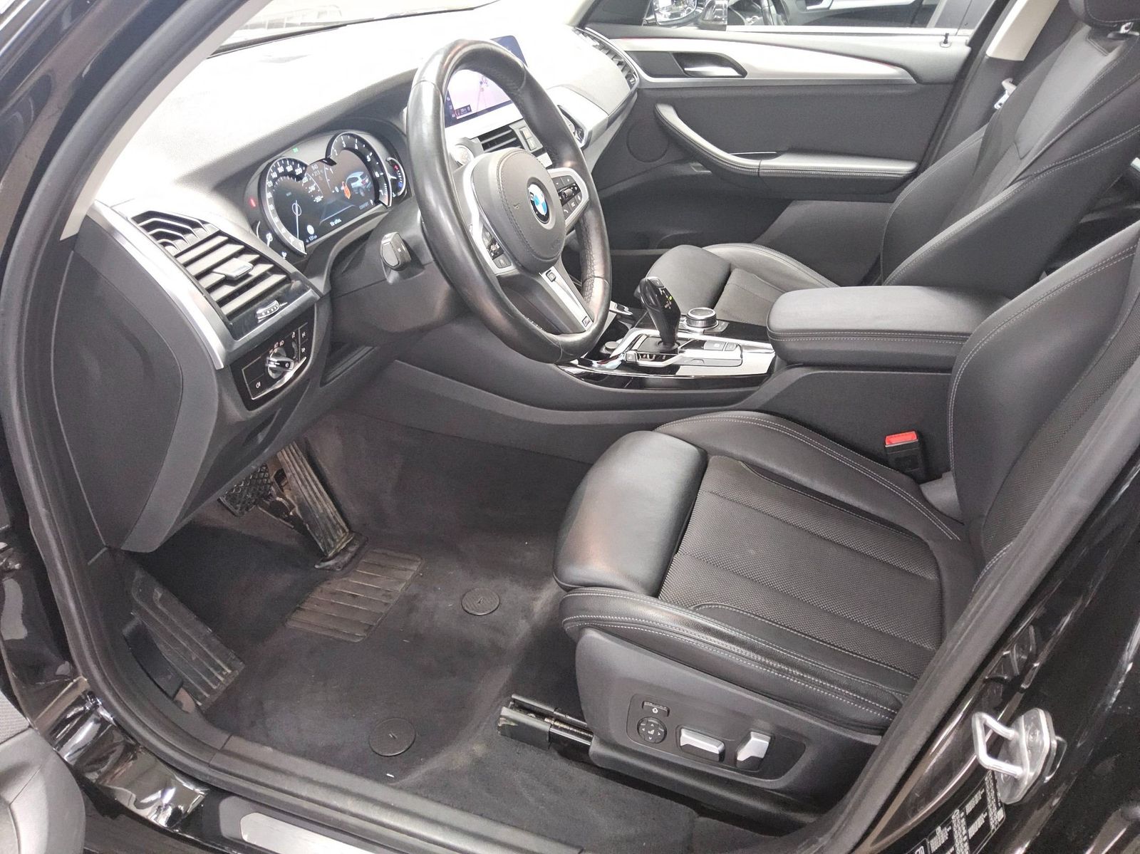 BMW X3 xDrive30i X-Line Navi LED LC AHK StandHzg foto 8