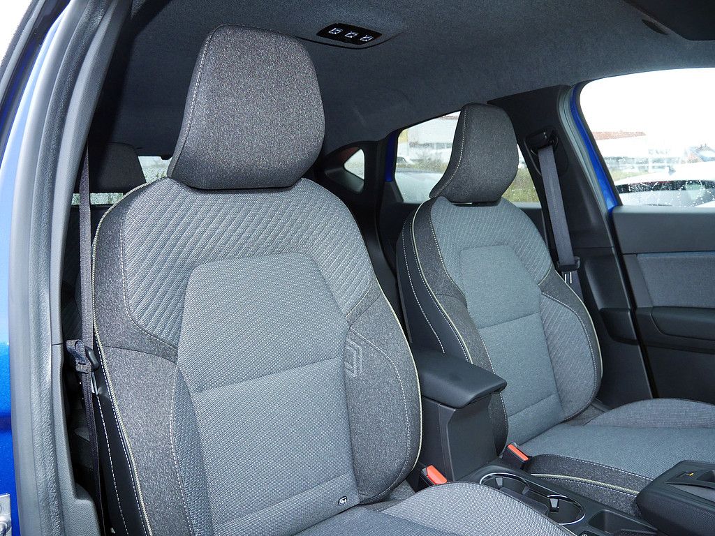 Fahrzeugabbildung Renault Captur Techno TCe 140 EDC Mild Hybrid