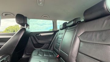 Volkswagen Passat Alltrack - 9