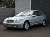 Mercedes-Benz C 320 Elegance Automatik +XENON+GSD+PTS - Mercedes-Benz C 320: Limousine