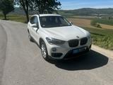 BMW X1 sDrive20i  *2Hand**Anhängerk.**unfallfrei* - BMW: Unfall
