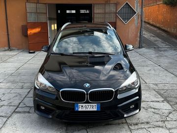 BMW 218 - 2