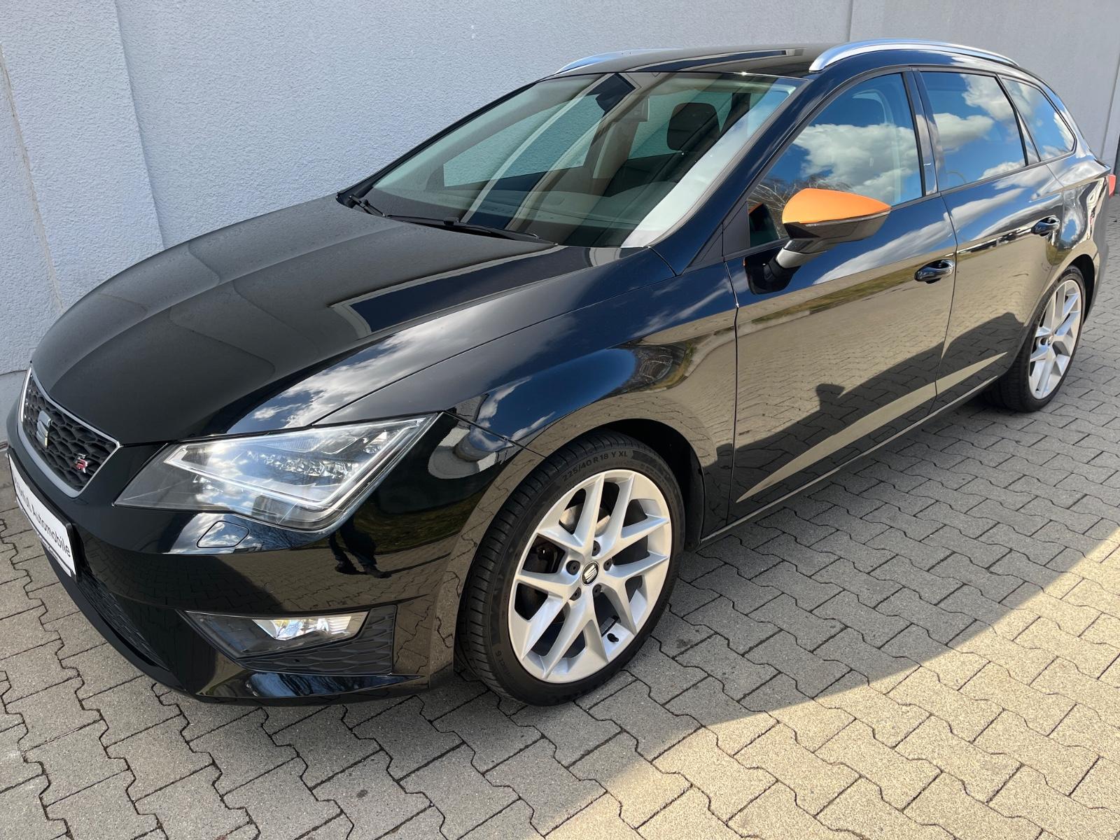 Seat Leon ST FR DSG LED Navi 18 Zoll