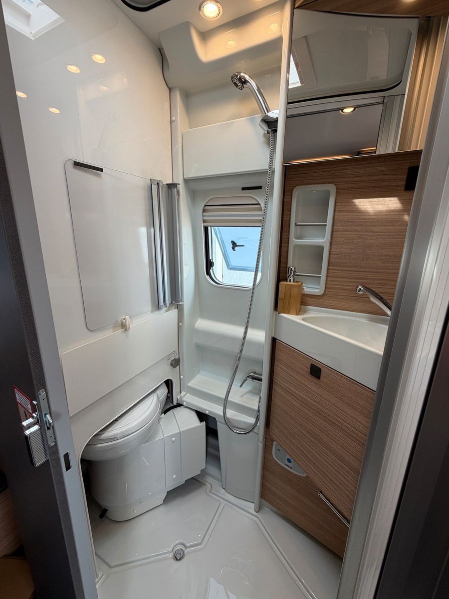 Fahrzeugabbildung Malibu Van diversity GT skyview 640 LE K