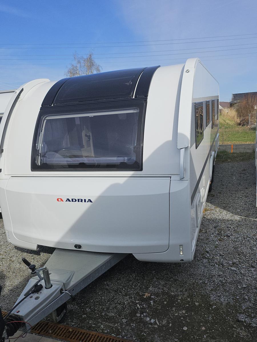 Adria Alpina 763 UK Alufelgen+ATC
