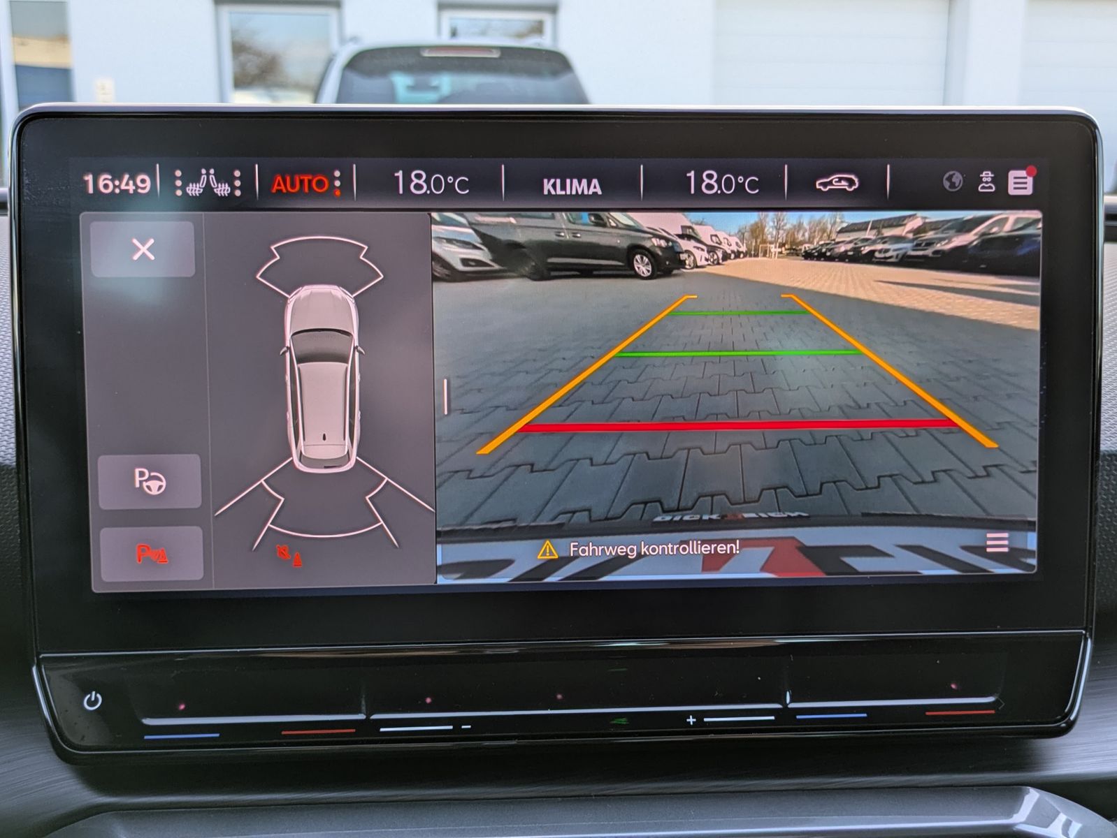 Fahrzeugabbildung CUPRA Leon 1.5 eTSI DSG MATRIX-LED*ACC*APP*KAMERA*18"