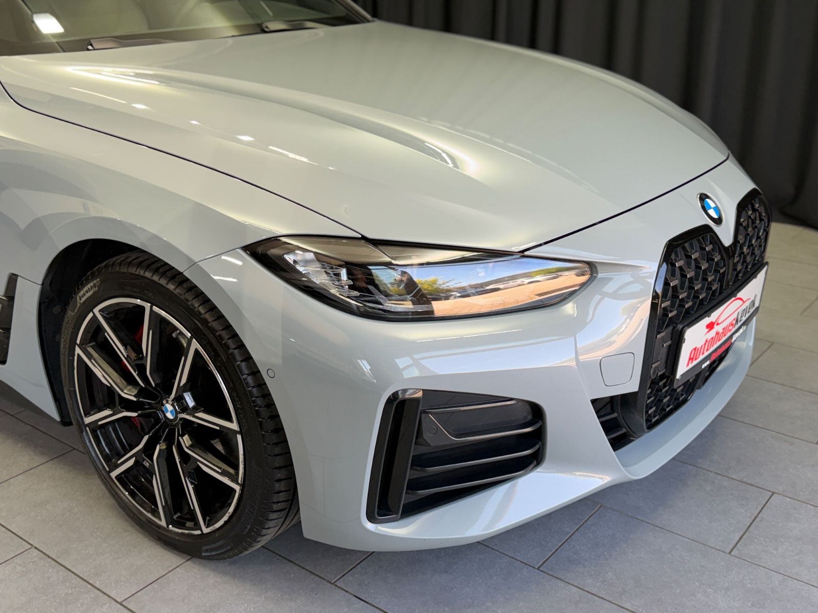 Fahrzeugabbildung BMW M440i Gran Coupe M-PAKET PRO|H&K|1.HAND