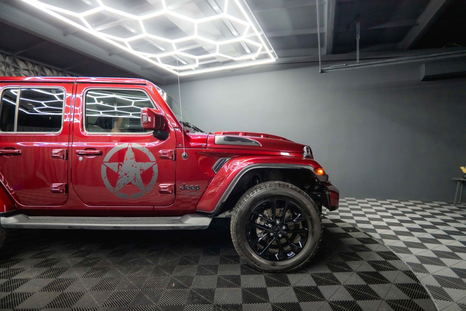 Fahrzeugabbildung Jeep Wrangler 3.0L EcoDiesel Unlimited Sahara 4x4 ACC