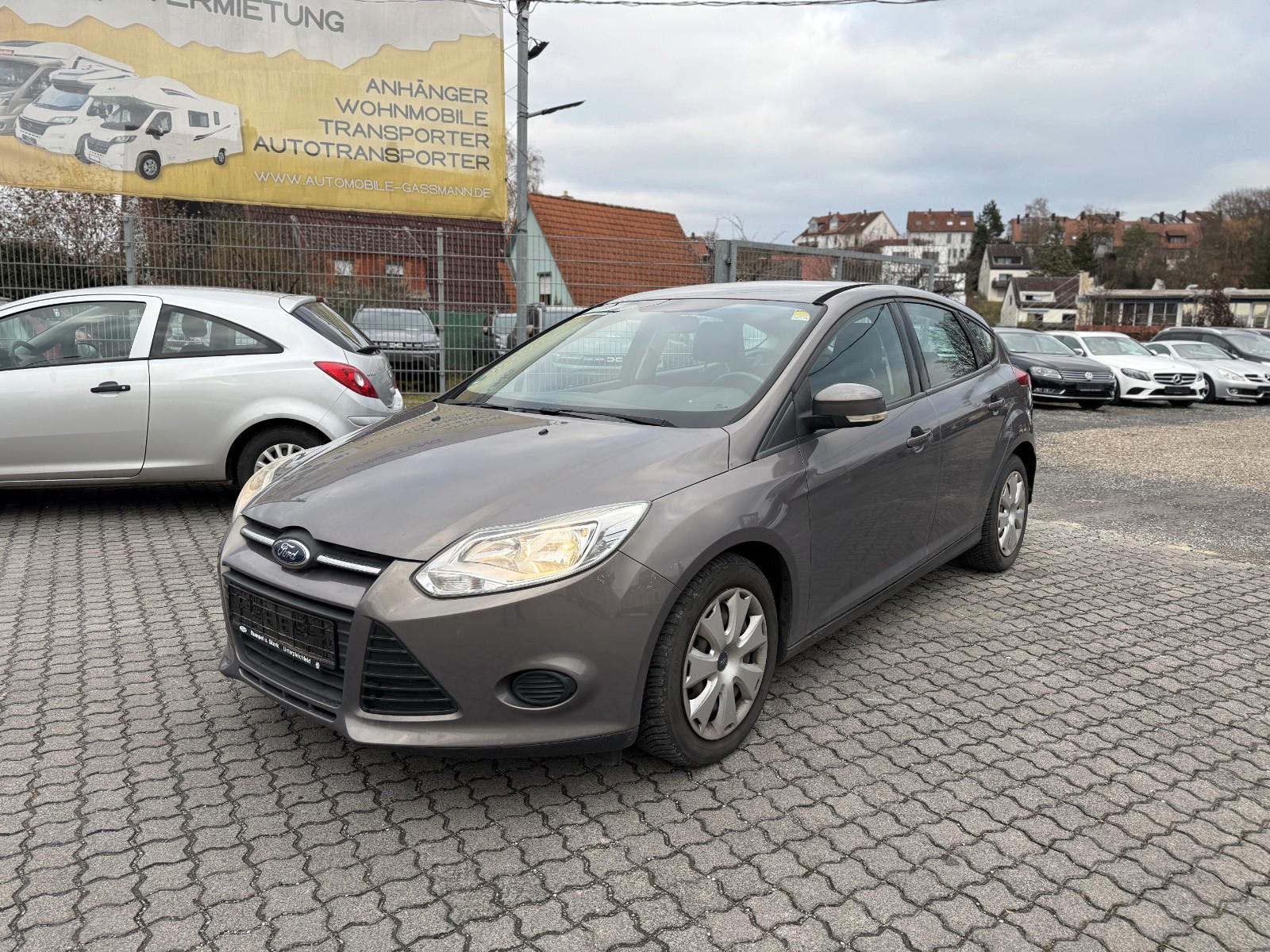 Ford Focus Lim. Klima SHZ PDC TÜV Motor läuft unrund!