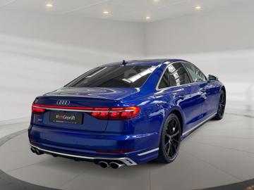 2025 AUDI S8 — фото 4