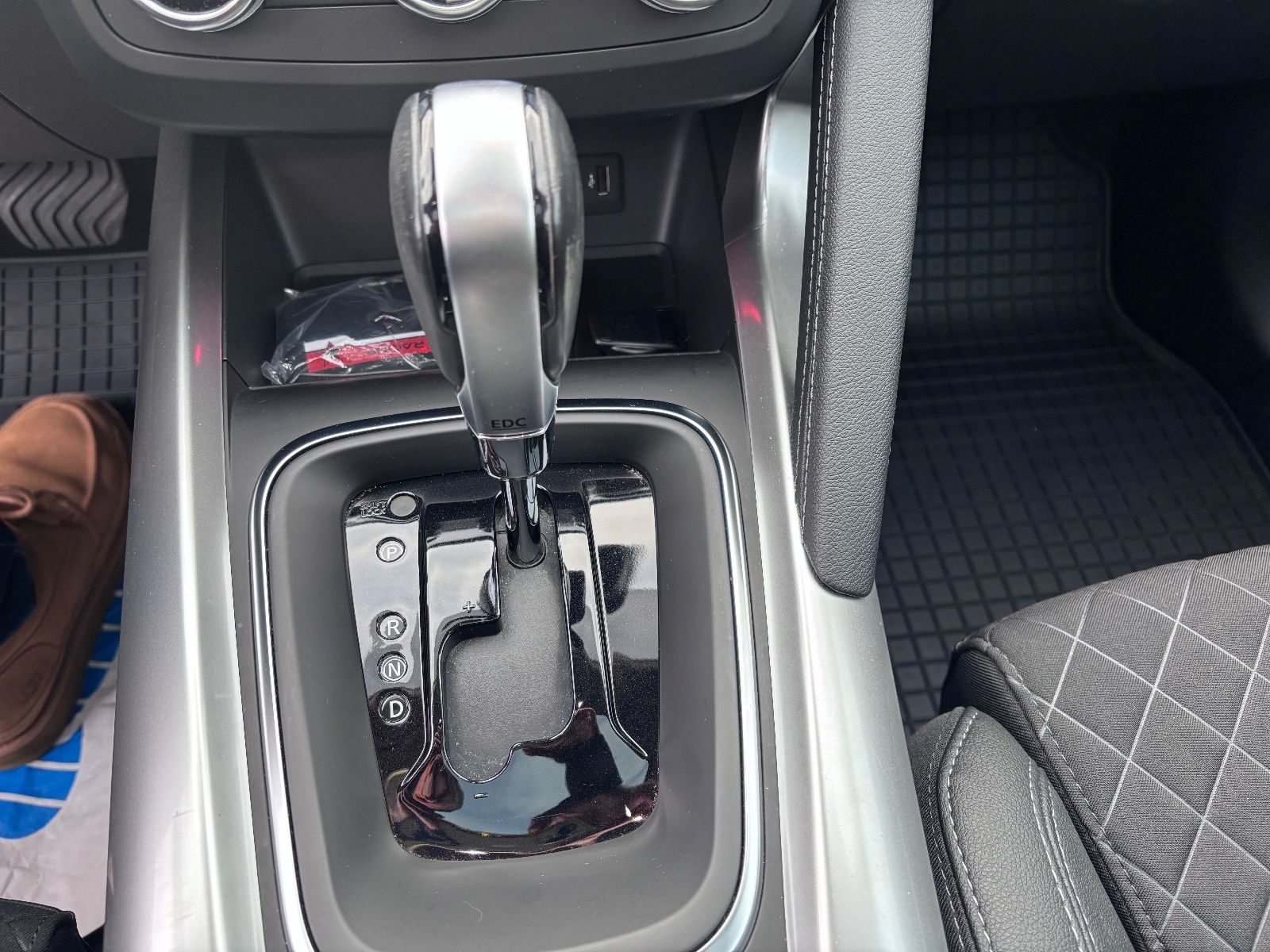 Fahrzeugabbildung Renault Kadjar Intens "AUTOMATIK"