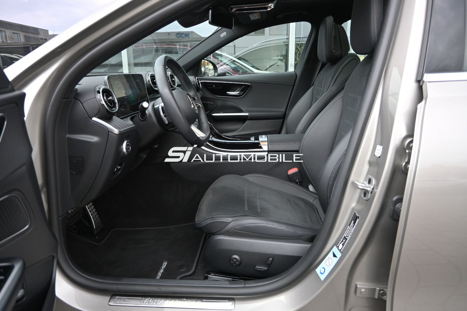 Fahrzeugabbildung Mercedes-Benz C 300 d T AMG Line °ACC°PANORAMA°WINTERPAKET°