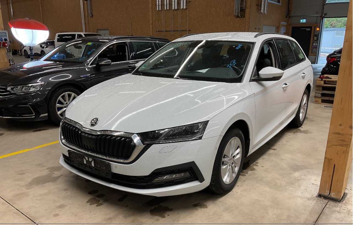 Fahrzeugabbildung SKODA Octavia Co 2.0d AT7  LED/NAVI/VIRTU/SHZ/RFK/8Fa