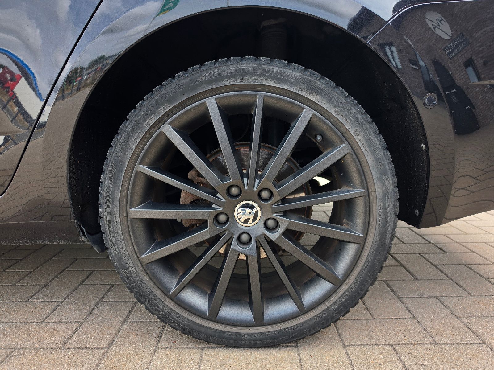 Skoda Octavia 2.0 L&K 4x4 TÜV Neu/Scheckh./LED/Pano. foto 15