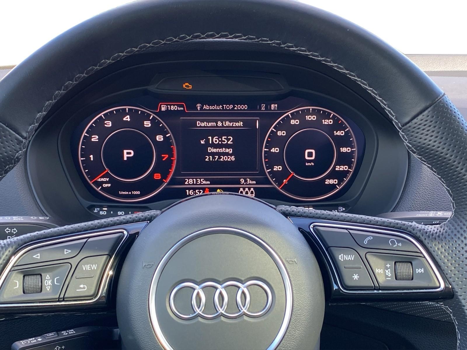 Audi Q2 35 TFSI S-LINE +PANO+GRA+AHK