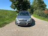 Opel Zafira 2.2L Panorama|PDC|Navi|6-Gang|... - Opel Zafira: Panorama