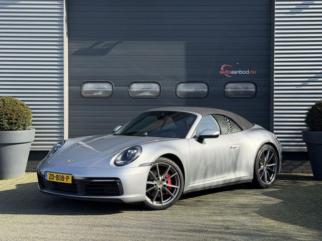 PORSCHE 992