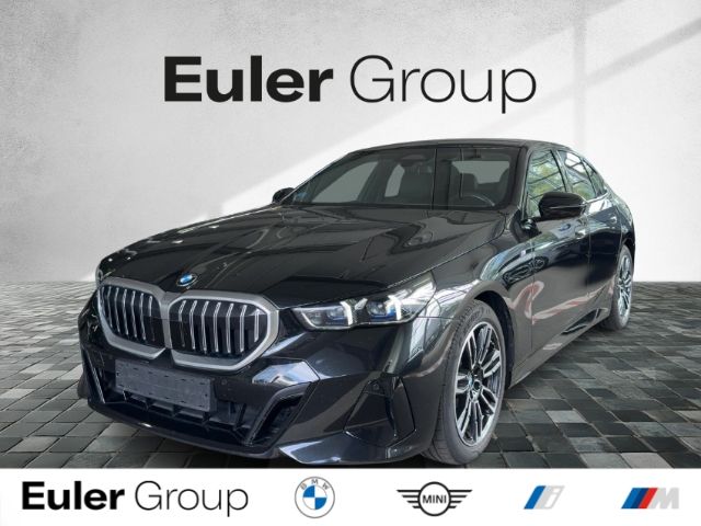 BMW 520 d Limousine Sportpaket Navi Digitales Cockpi foto 1