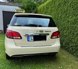 Mercedes-Benz B 180 d  Das Taxi - Mercedes-Benz: Taxi, 180