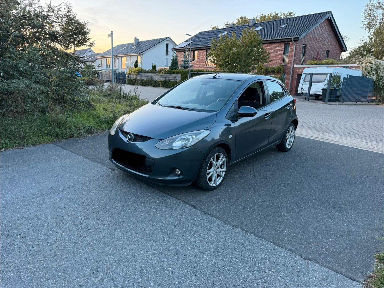 Mazda 2