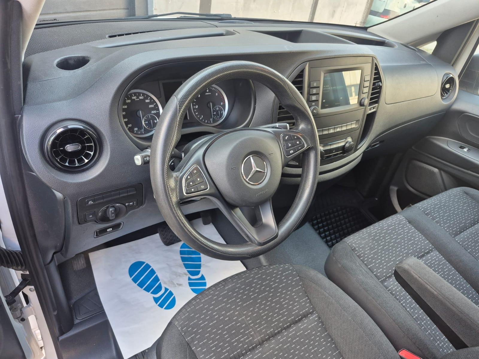 Mercedes-Benz Vito Tourer 116 Aut CDI RWD lang Pro 9 Sitz