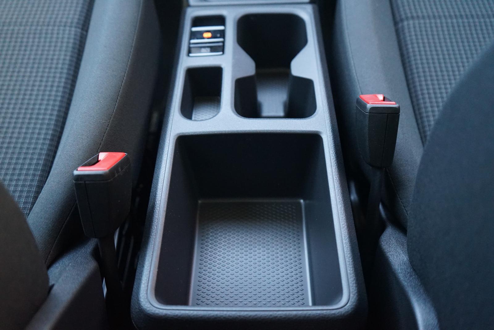 Volkswagen Caddy Maxi 1.5 TSI DSG Kamera 7-Sitzer AHK